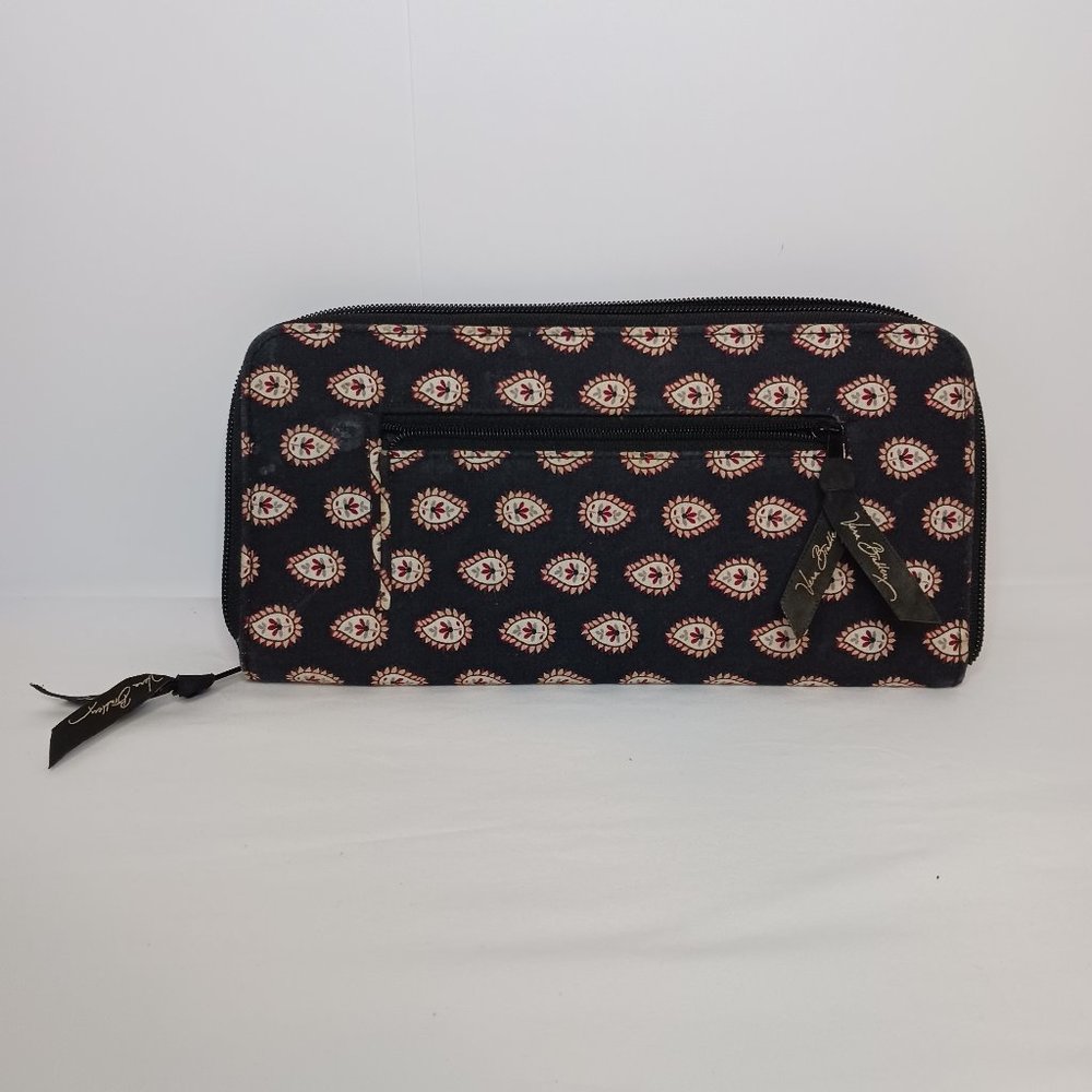 Vera Bradley 2006 Classic Black Zip Around Travel Wallet